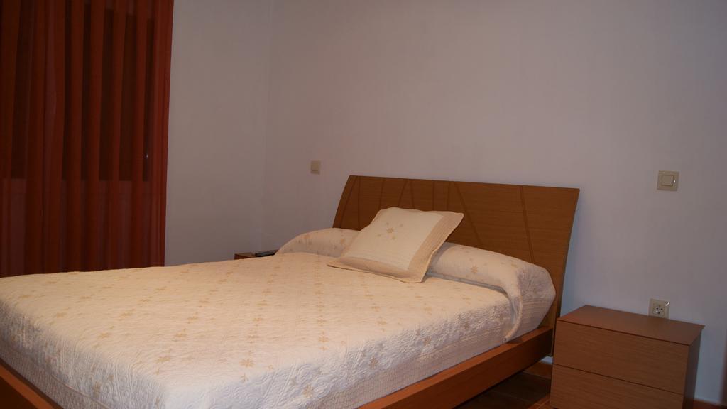 Hostal Restaurante Bustos Villarrubio Kültér fotó